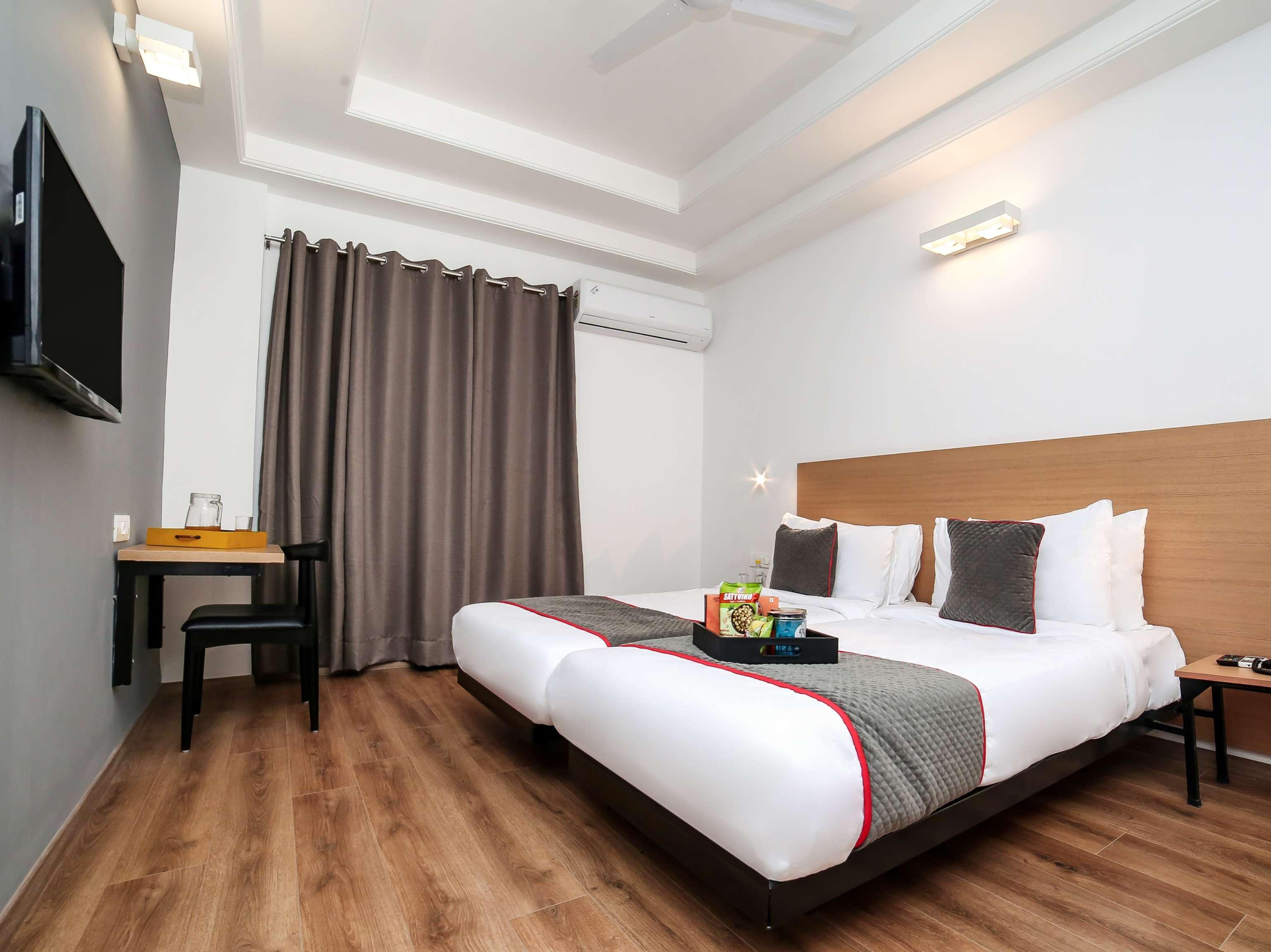 Collection O Townhouse 069 Hotel Гургаон Екстериор снимка